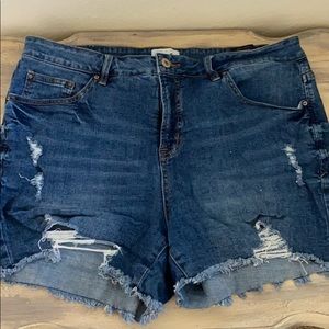 Rebel 16w shorts the ace